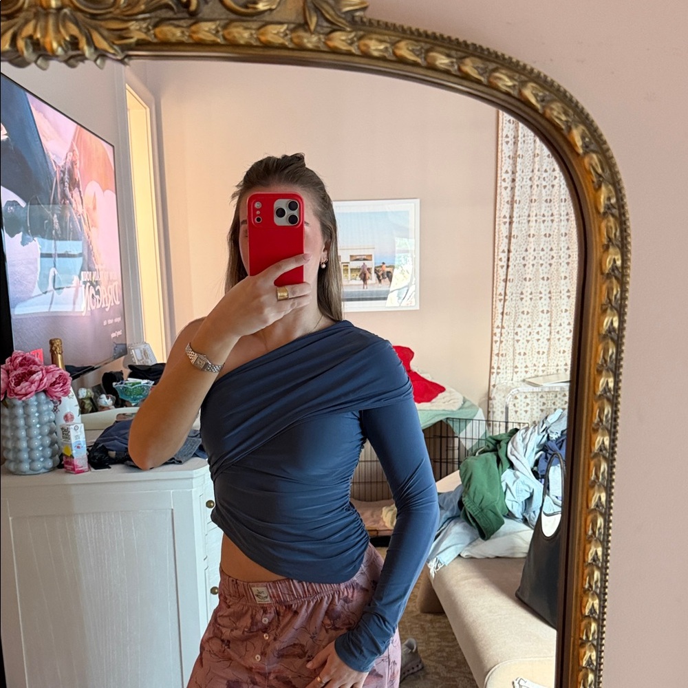 One-Shoulder Top